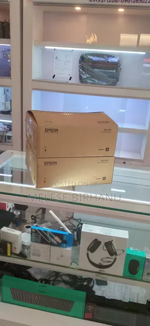 LCD Smart Projector