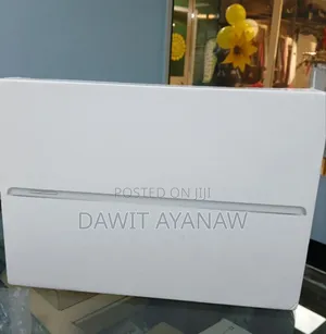 New Apple iPad 10.2 (2019) 128 GB Silver