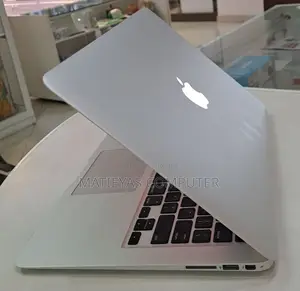 New Laptop Apple MacBook Air 2014 4GB Intel Core I5 SSD 128GB