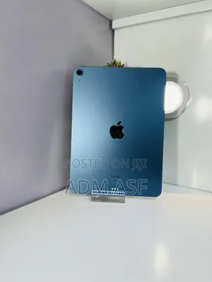 Apple iPad Air 64 GB Blue