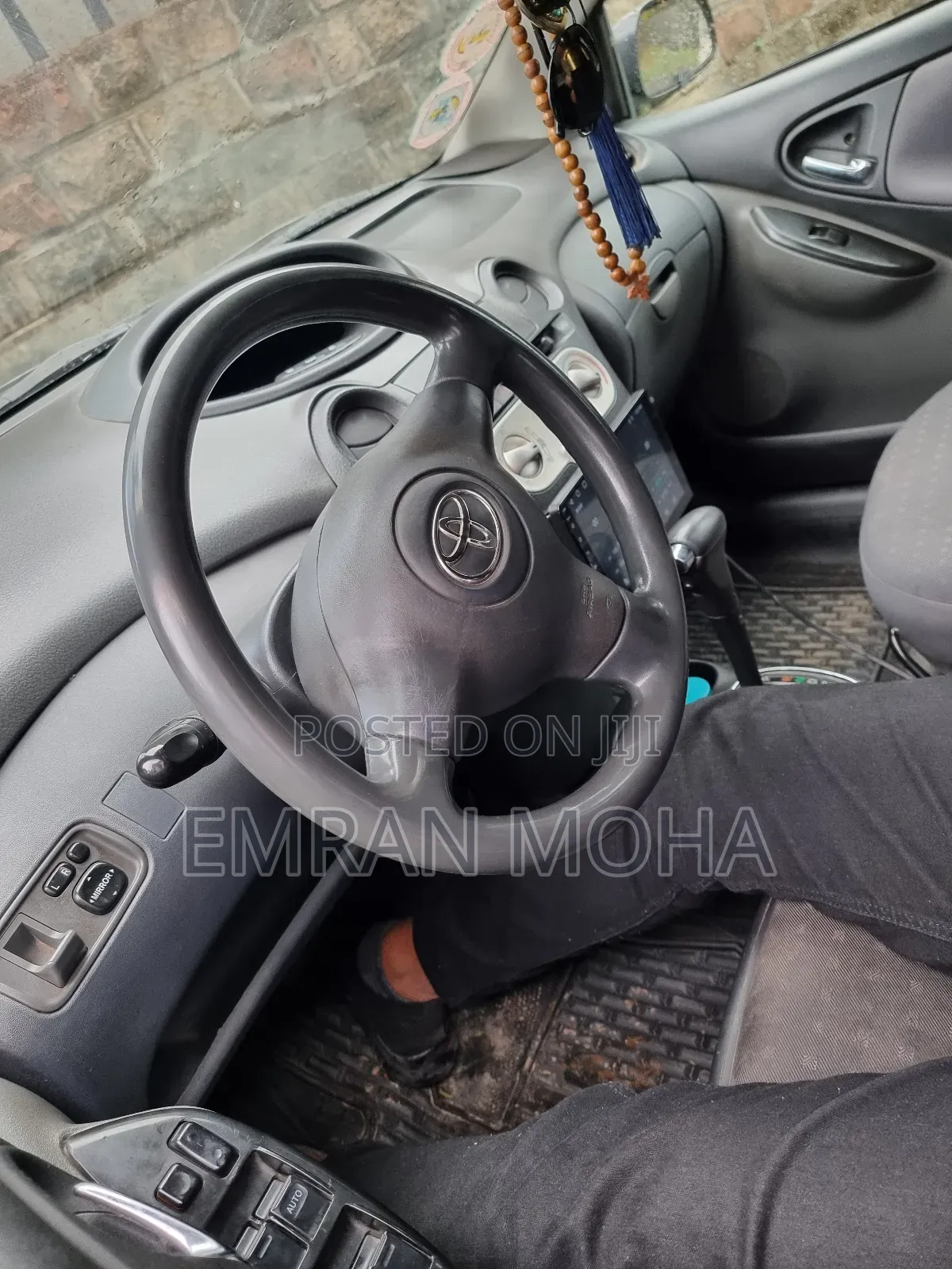 Toyota Vitz 2004