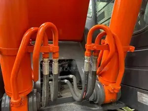 Scavator. Hitach