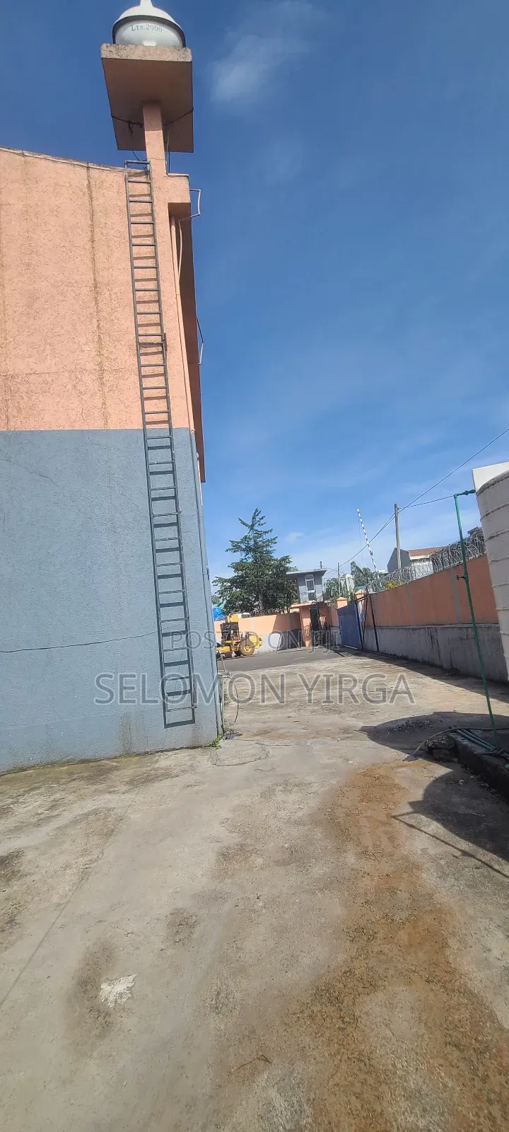 Warehouse for Sale የሚሸጥ