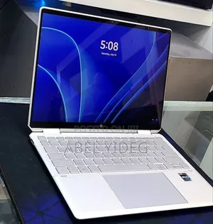 New Laptop HP Spectre X360 8GB Intel Core I5 SSD 512GB