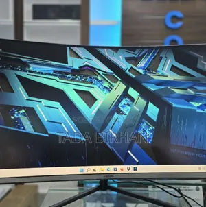 Samsung 32"inch Gaming Curved Monitor (4K)