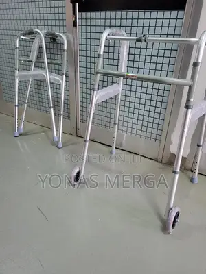 Healthshine Walker Fold Classic IND With Padded Hand Grip 