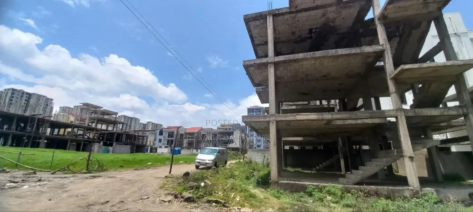 5bdrm Townhouse/Terrace in Bole Ayat for sale