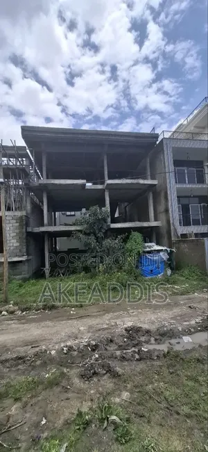5bdrm Townhouse/Terrace in Bole Ayat for sale