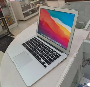 New Laptop Apple MacBook Air 2014 4GB Intel Core I5 SSD 128GB