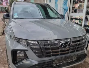 New Hyundai Tucson 2023 Gray