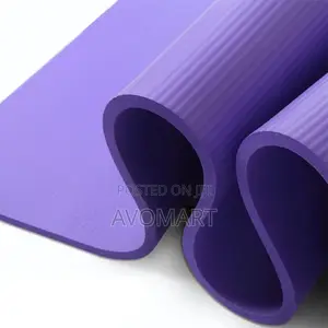 የስፖርት መስሪያ ምንጣፍ