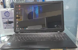 New Laptop Toshiba Satellite C850 4GB Intel Core 2 Quad HDD 500GB