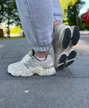 New Balance 9060 Fashion Sneker