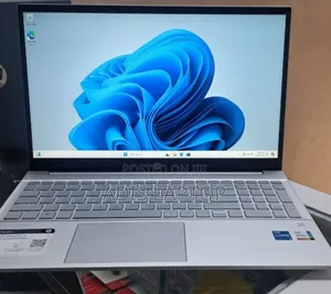New Laptop HP Pavilion 10 16GB Intel Core I5 SSD 512GB