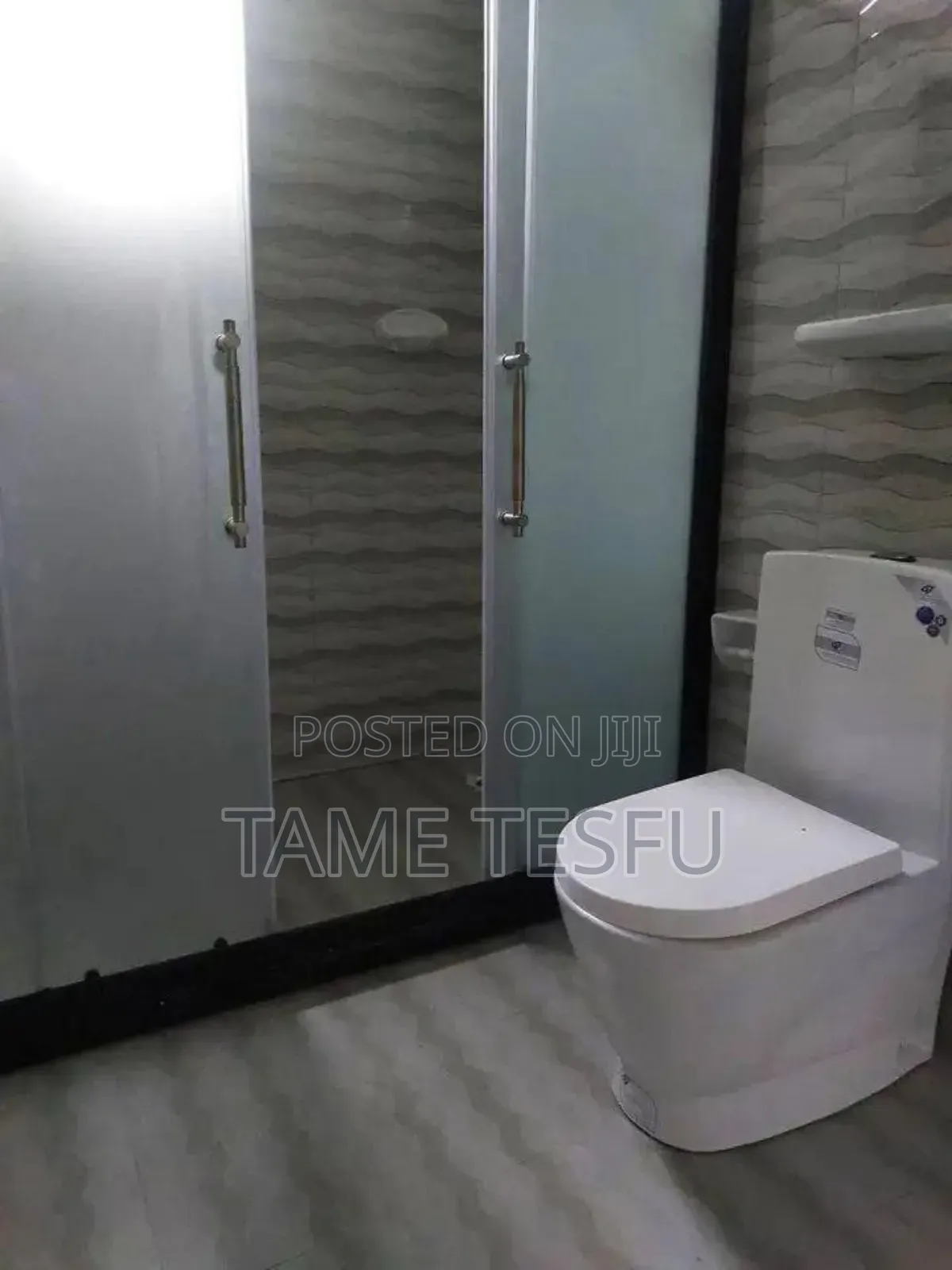 Furnished 3bdrm Villa in Summmit, Bole for sale