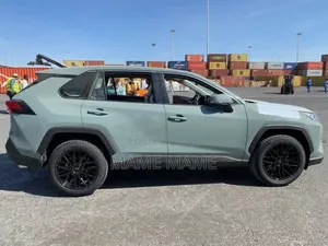 New Toyota RAV4 2021 Gray