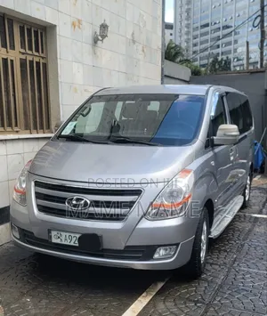 Hyundai Starex 2016 Silver