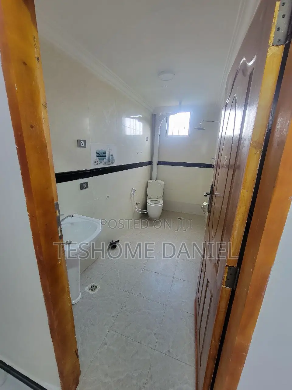 3bdrm Condo in Ajamba Fanuel, Kolfe Keranio for sale