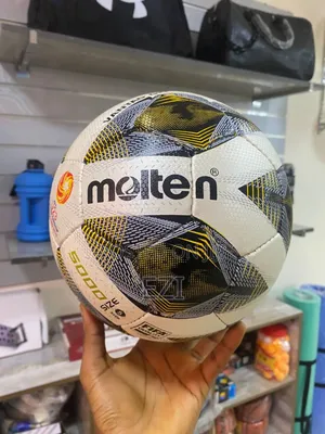 Molten Authentic Fubol