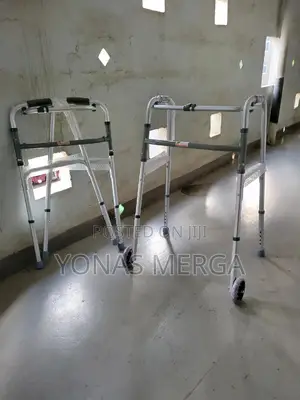 Oasisspace Heavy Duty Folding Walker, Bariatric Walker W/5”