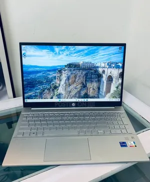 New Laptop HP Pavilion 15 16GB Intel Core I7 SSD 512GB