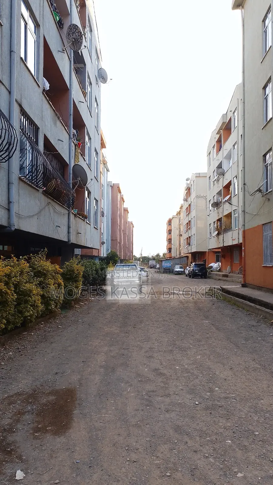 Furnished 3bdrm Apartment in የሚሸጥ አፓርታማ አያት ባቡር, Yeka for sale