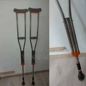 LIGHTWEIGHT ALUMINUM: Walking Crutches/Weigh Only2.5 Pound