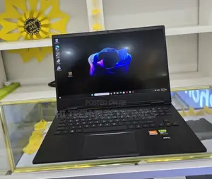 New Laptop HP Omen 17t 16GB AMD Ryzen 9 SSD 512GB