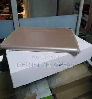 New Apple iPad 10.2 (2021) 128 GB