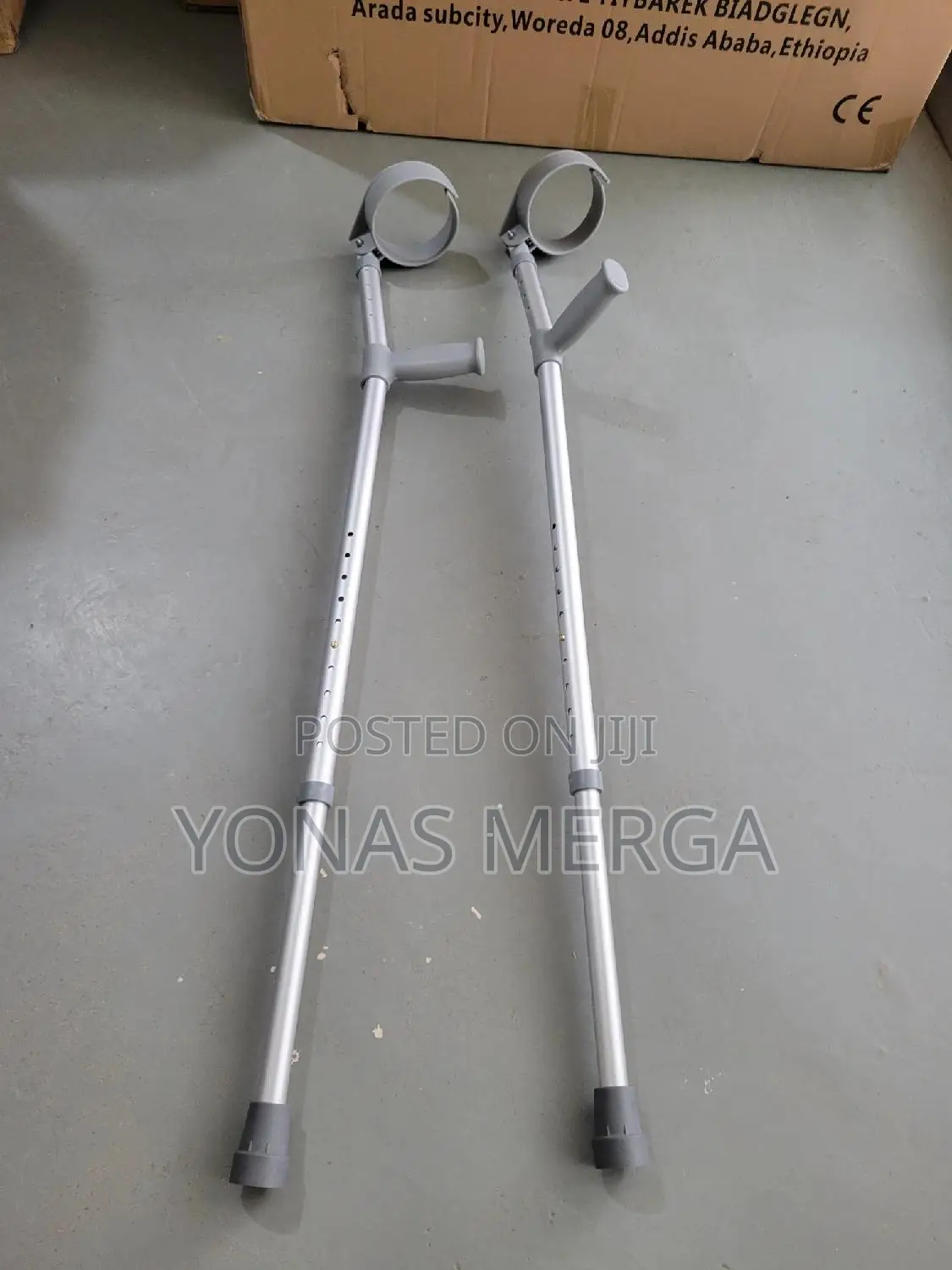 Handgrips - Step Crutches፶=Crunch፺ Cranch፮z Crutches፭:Crutch