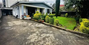 3bdrm Villa in የግል ቪላ የታደሰ የአያት ቪላ, Bole for sale