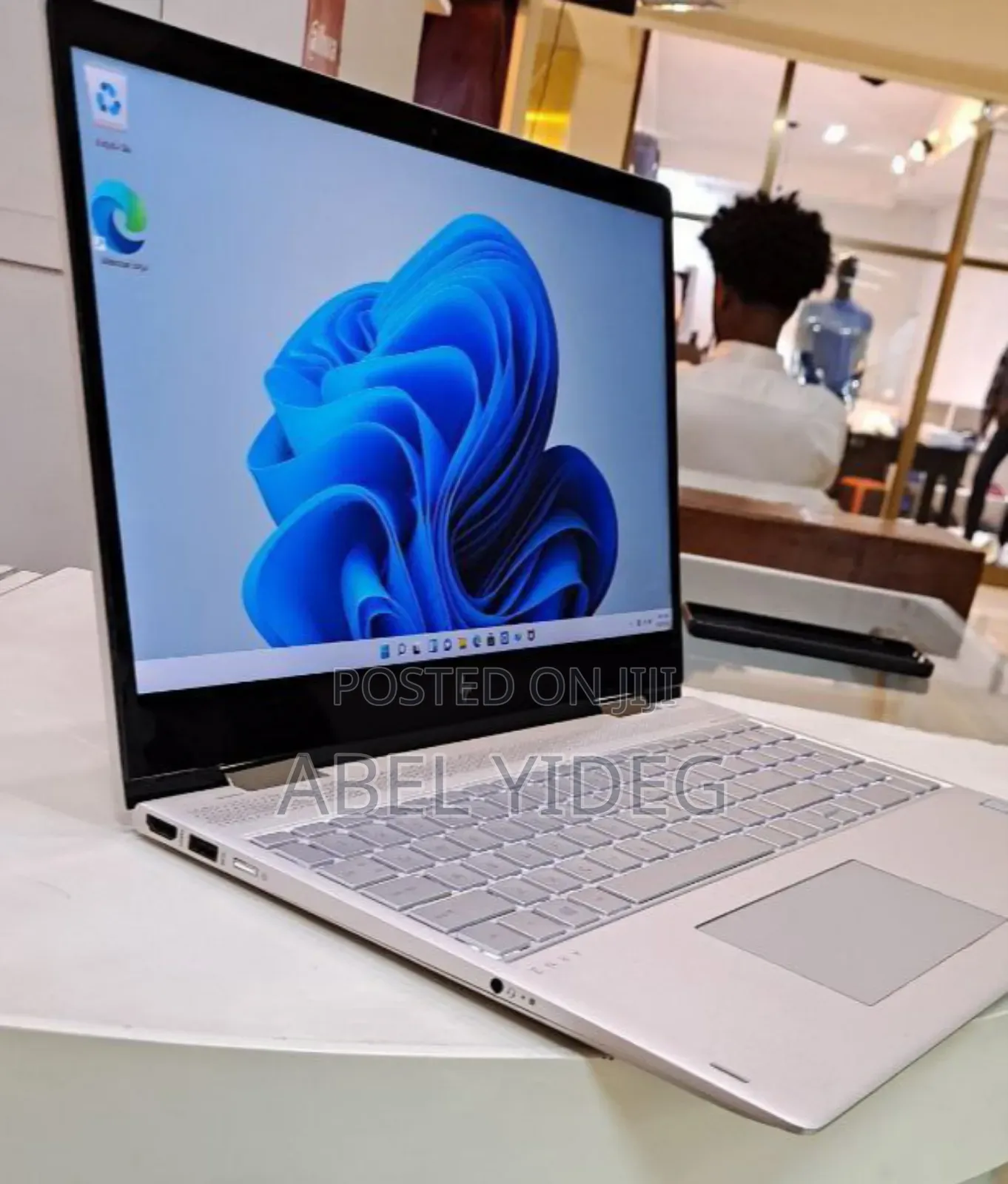 New Laptop HP Envy X360 20GB Intel Core I5 SSD 256GB
