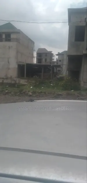 5bdrm House in አአ ኢትዮጵያ, Bole for sale