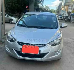 Hyundai Avante 2012 Silver