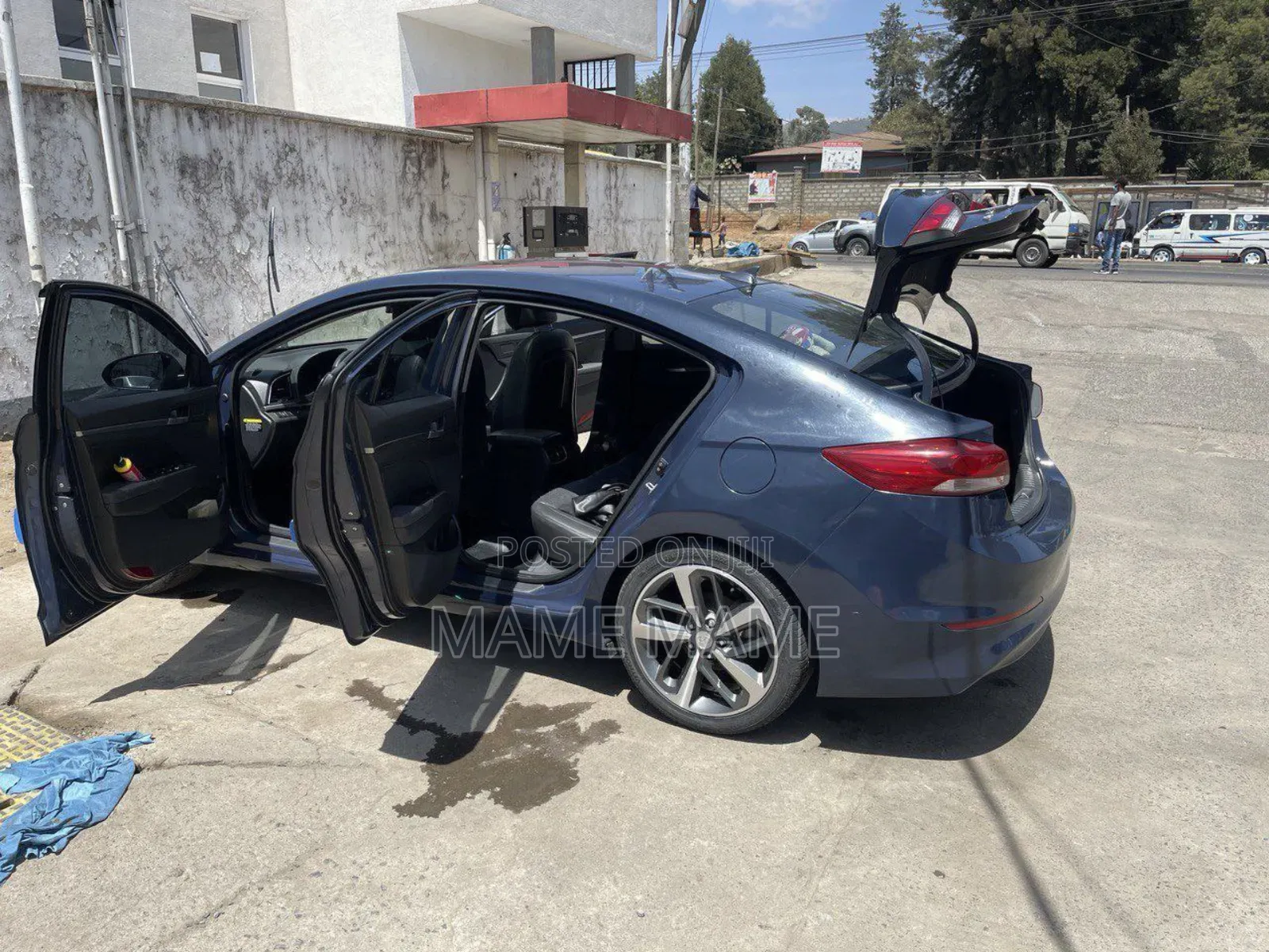 Hyundai Avante 2017 Blue