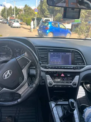 Hyundai Avante 2017 Blue
