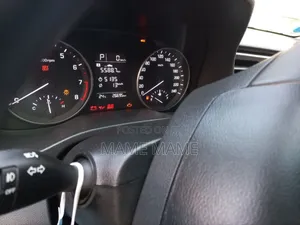 Hyundai Avante 2017 Blue