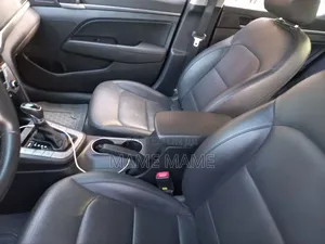 Hyundai Avante 2017 Blue