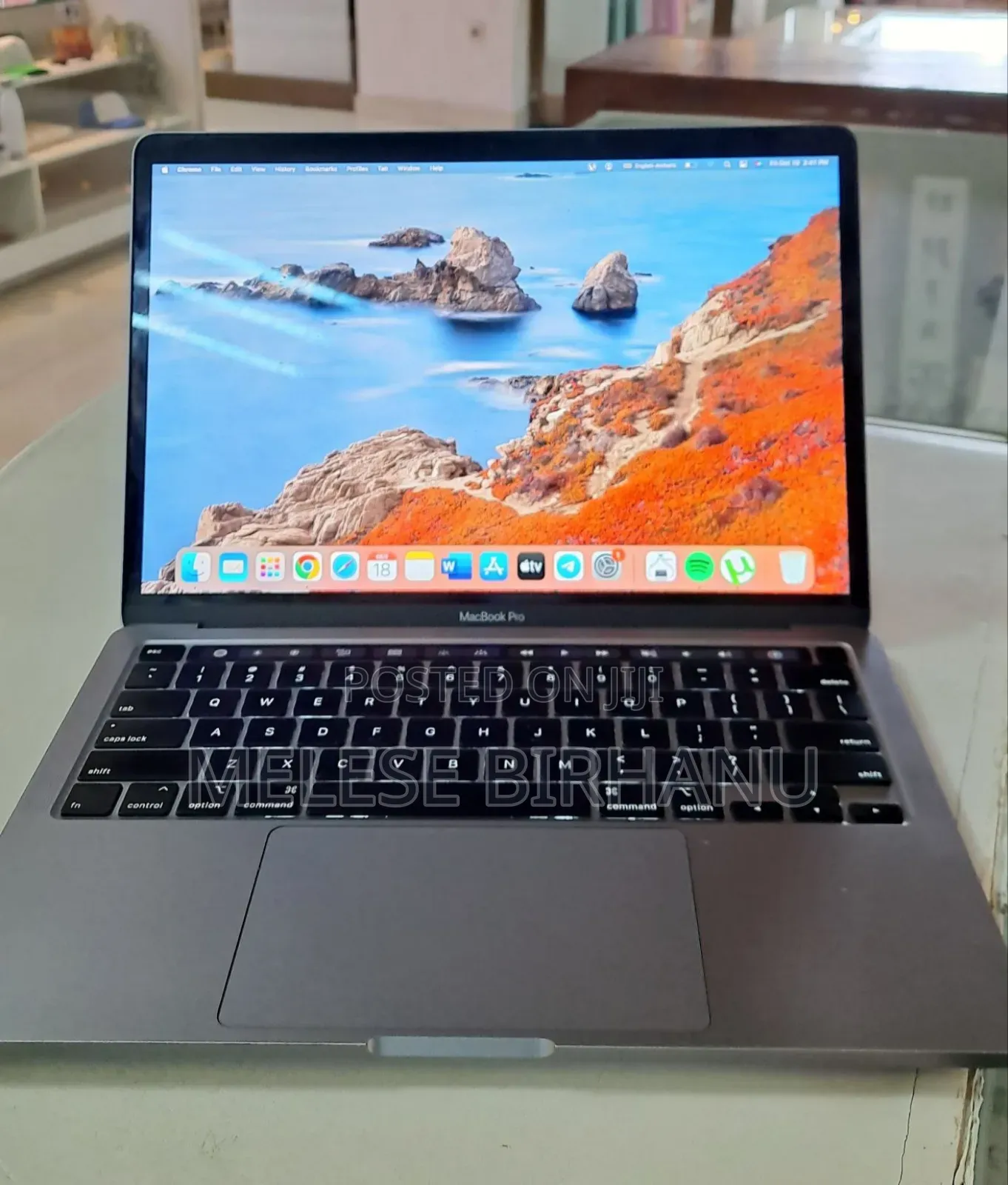 New Laptop Apple MacBook Pro 2020 16GB Intel Core I5 SSD 512GB