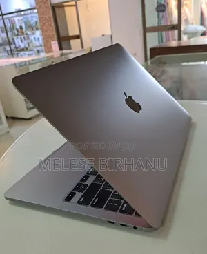 New Laptop Apple MacBook Pro 2020 16GB Intel Core I5 SSD 512GB