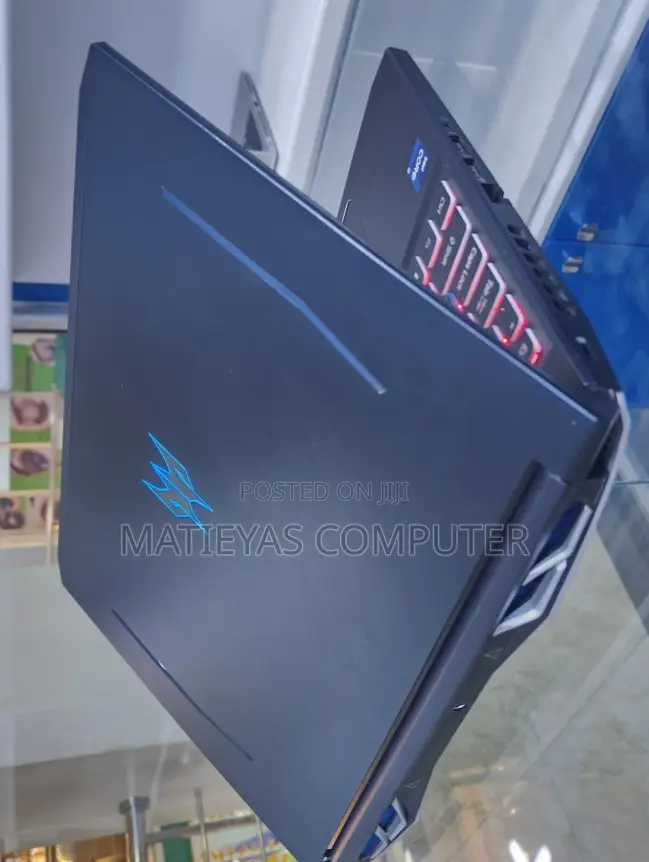 New Laptop Acer Predator Helios 300 16GB Intel Core I9 SSD 512GB
