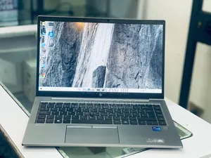 New Laptop HP ZBook 15u 16GB Intel Core I7 SSD 512GB