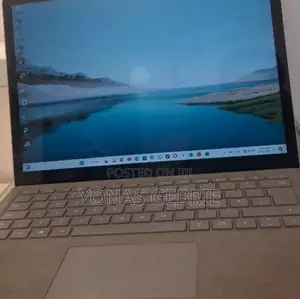 New Laptop Microsoft Surface Pro 16GB Intel Core i7 SSD 512GB