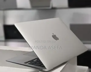 New Laptop Apple MacBook Air 16GB Apple M1 SSD 512GB
