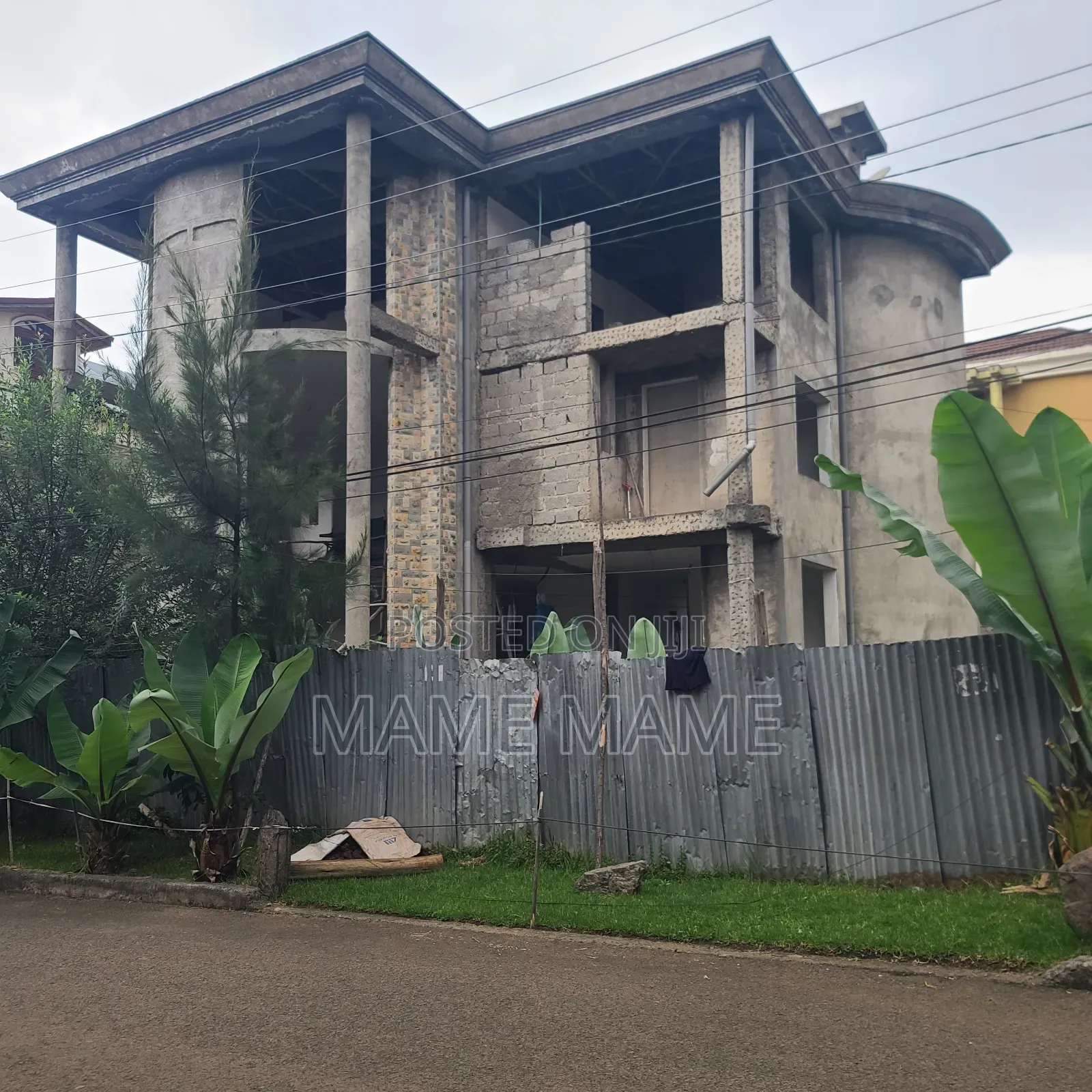 8bdrm House in Addis Abeba, Bole for sale