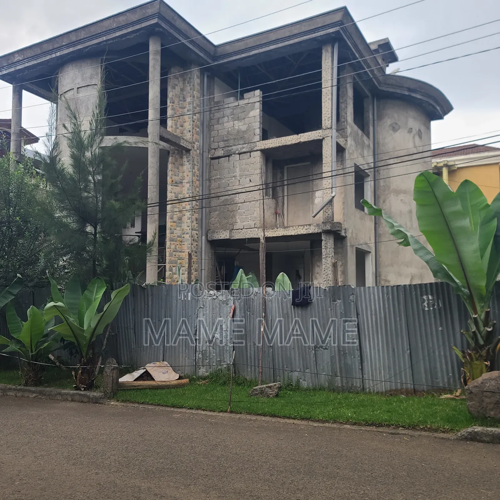8bdrm House in Addis Abeba, Bole for sale