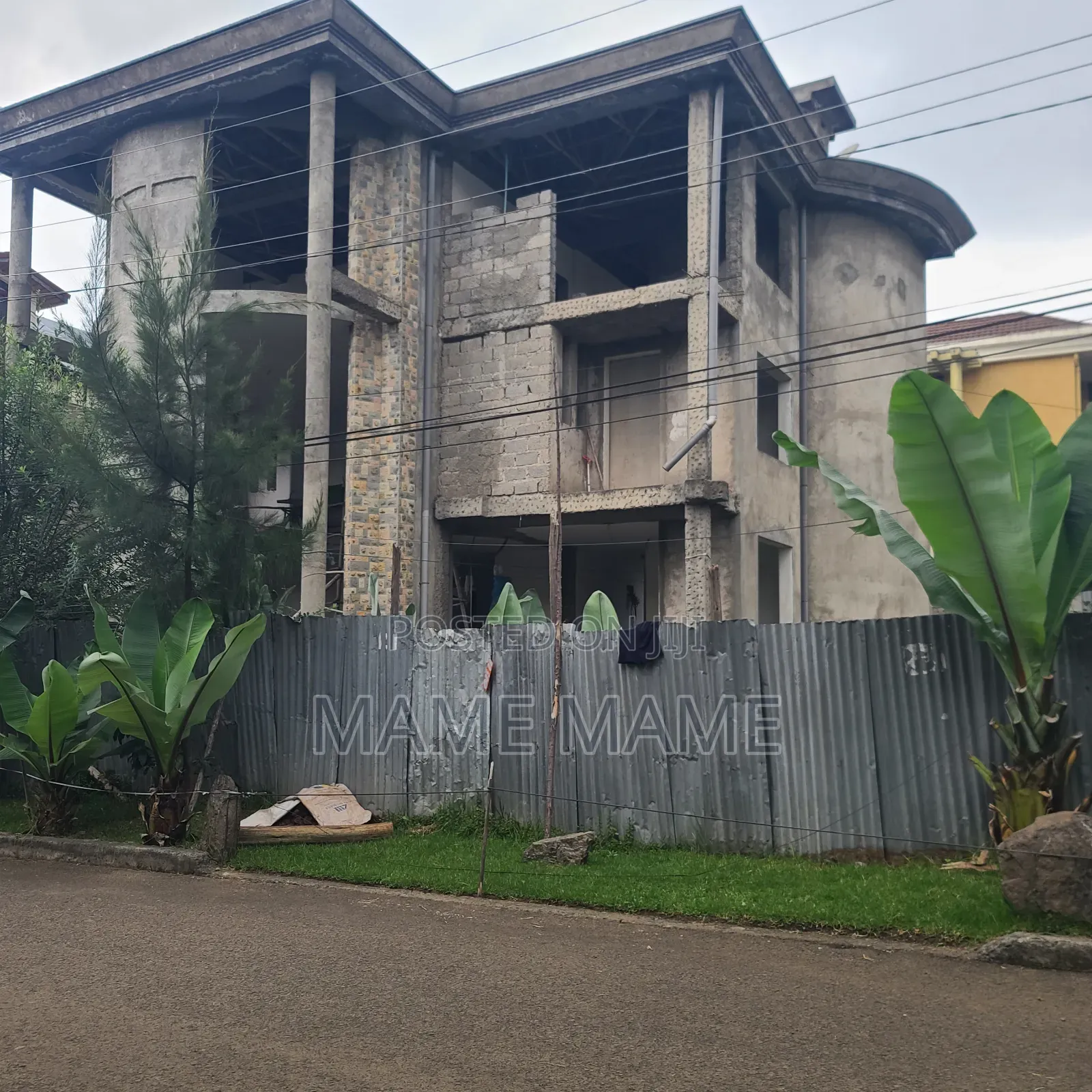 8bdrm House in Addis Abeba, Bole for sale