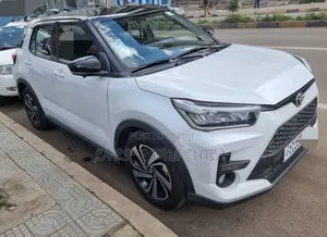 Toyota Raize 2022 White
