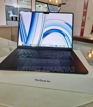 New Laptop Apple MacBook Air 2023 M2 8GB Apple M2 SSD 512GB
