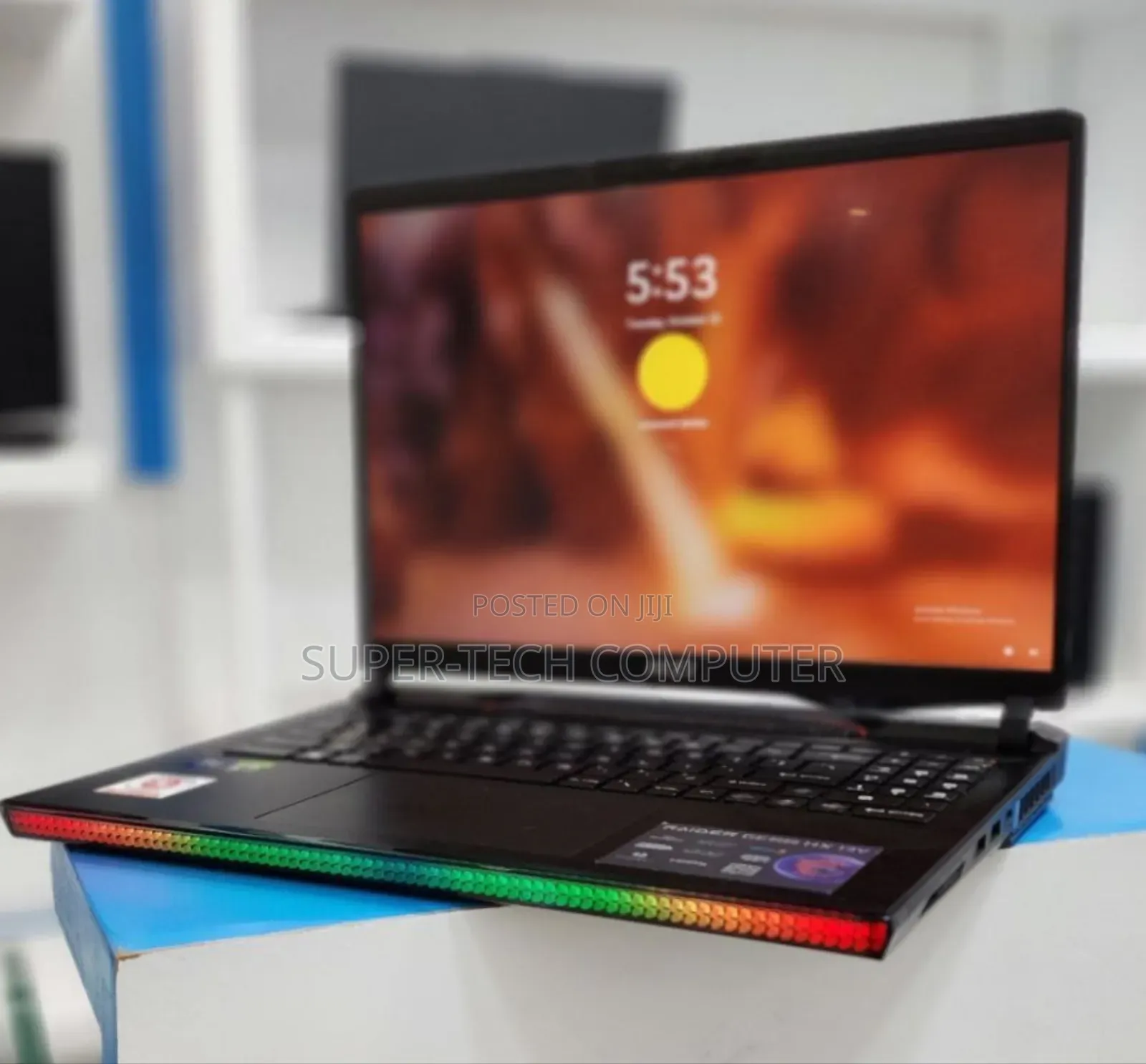 New Laptop MSI Raider GE76 12UGS 16GB Intel Core I9 SSD 1T